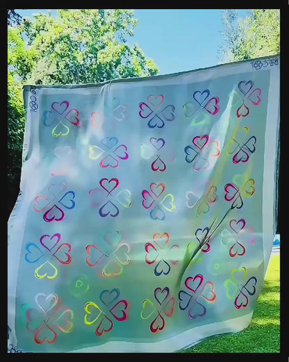 Pañuelo Grande Corazones